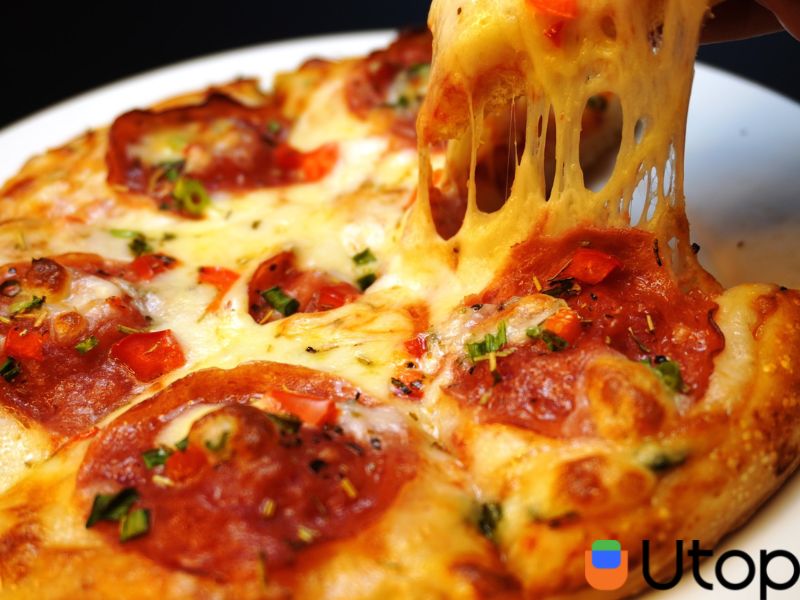 Bước 5: Lấy Pizza ra khỏi lò và thưởng thức thôi nào