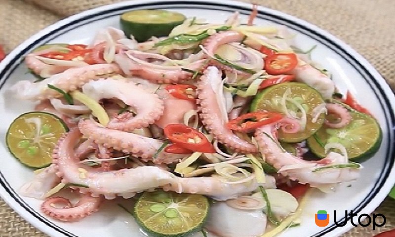 Salad cay với bạch tuộc