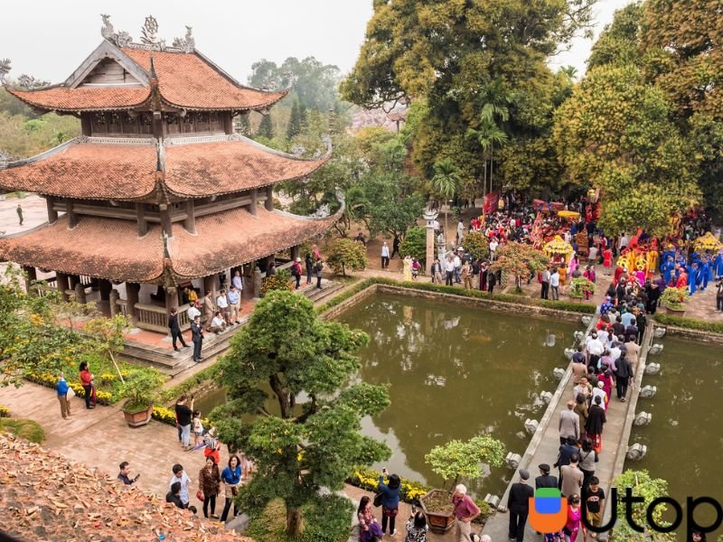 Cây cầu đá độc đáo trong quần thể làng cổ nhất Việt Nam