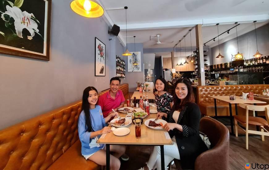 Đặt bàn tại The Olive Steakhouse Cakhia TV với nhiều ưu đãi