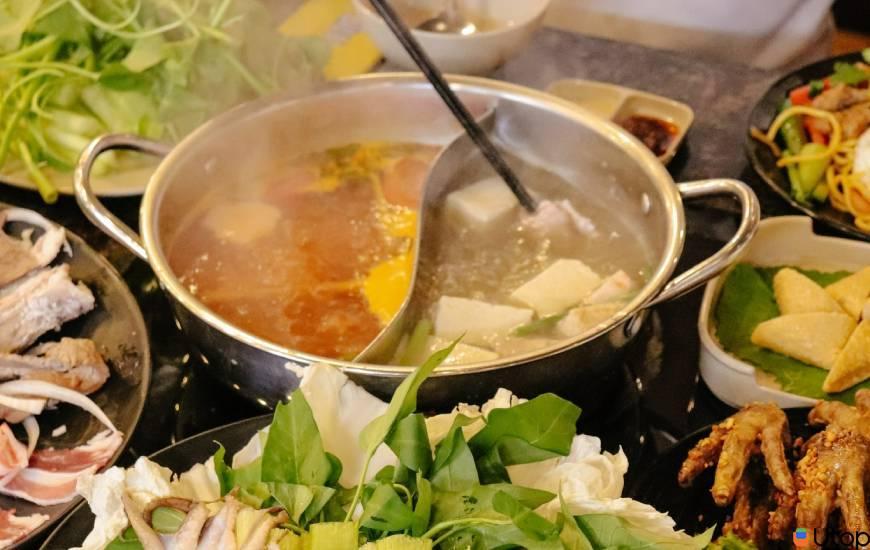 Lẩu mắm đặc sản chỉ có thể tìm thấy tại Lẩu Bò Sài Gòn Vivu.