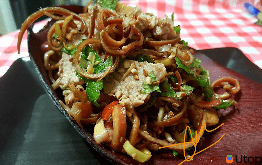 2. Nộm hoa chuối thịt bò