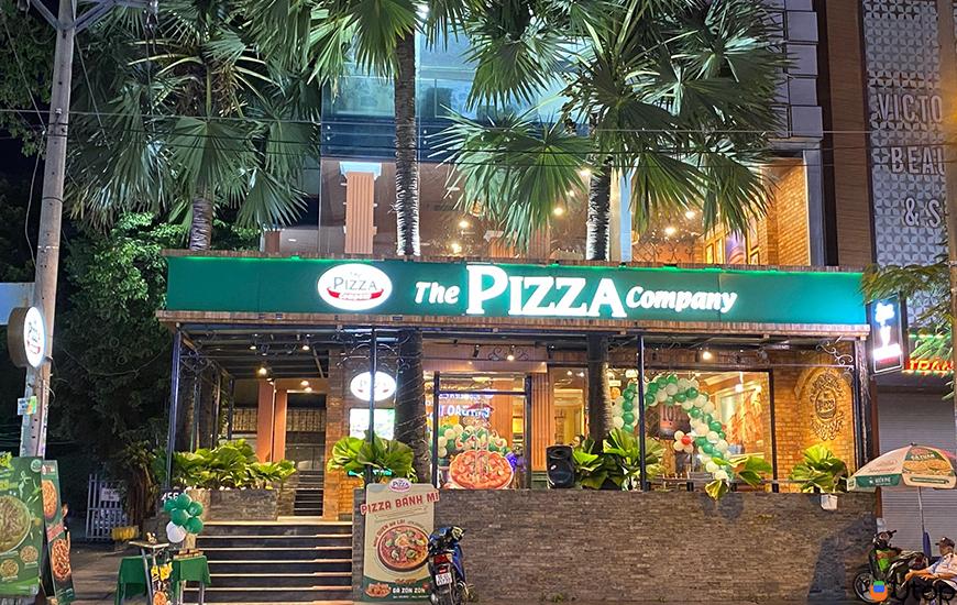 Không gian rộng mở tại Pizza Company