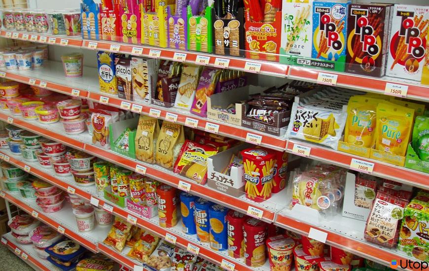 4. Kệ bánh kẹo hấp dẫn không chỉ trẻ nhỏ