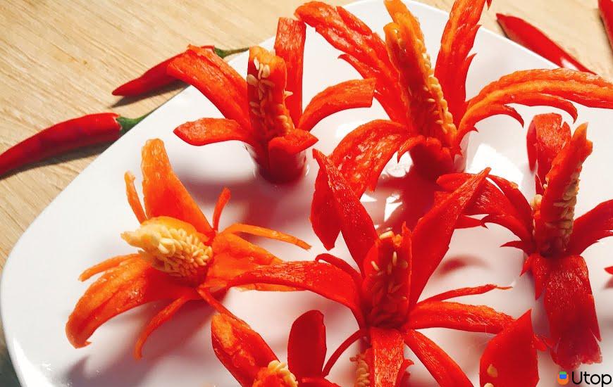 3. Tỉa hoa từ ớt