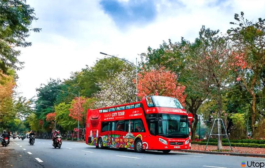 .  Trải nghiệm đi xe buýt Hop on - Hop on quanh thủ đô Hà Nội