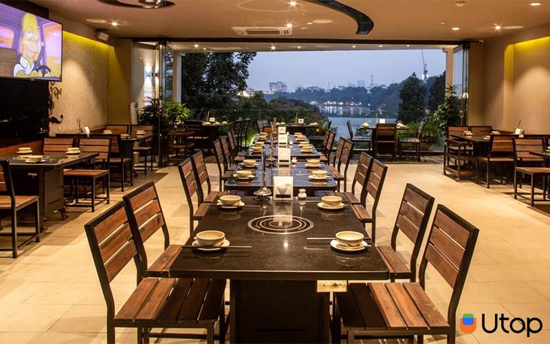 Không gian nhà hàng sang trọng view hồ gươm cực đẹp