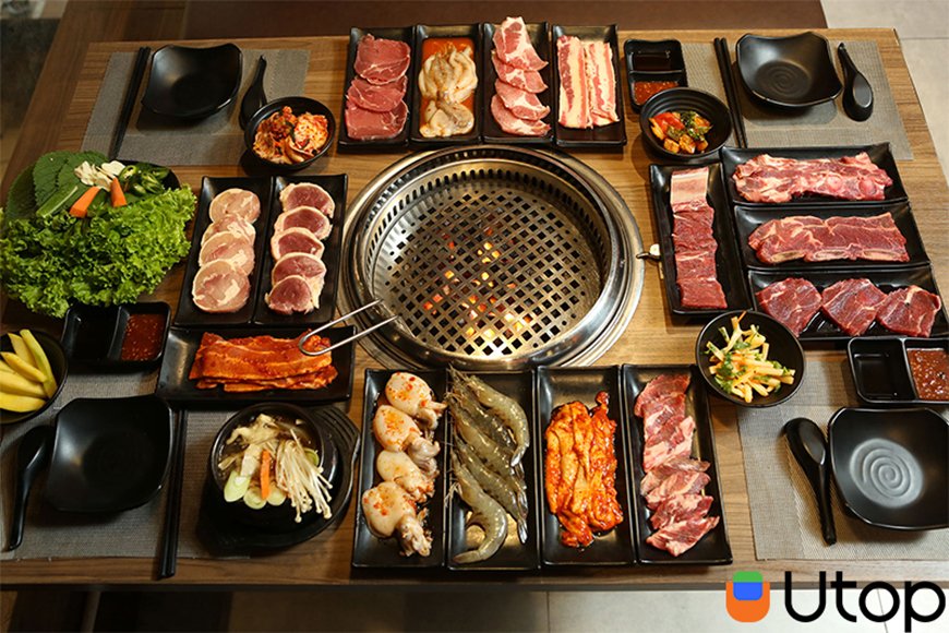 Quầy buffet 35 món nướng và 36 món ăn kèm