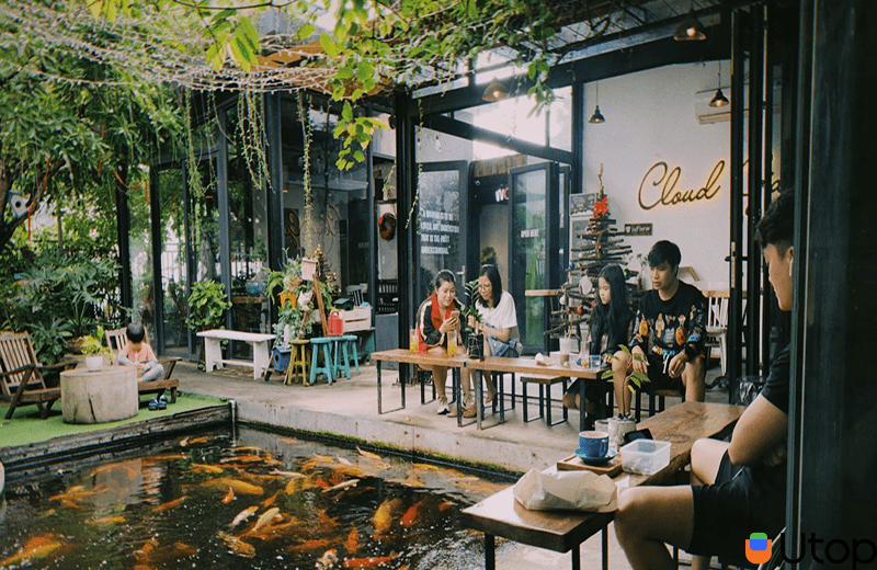 Gặp nhau tại một nhà hàng ở Đà Nẵng